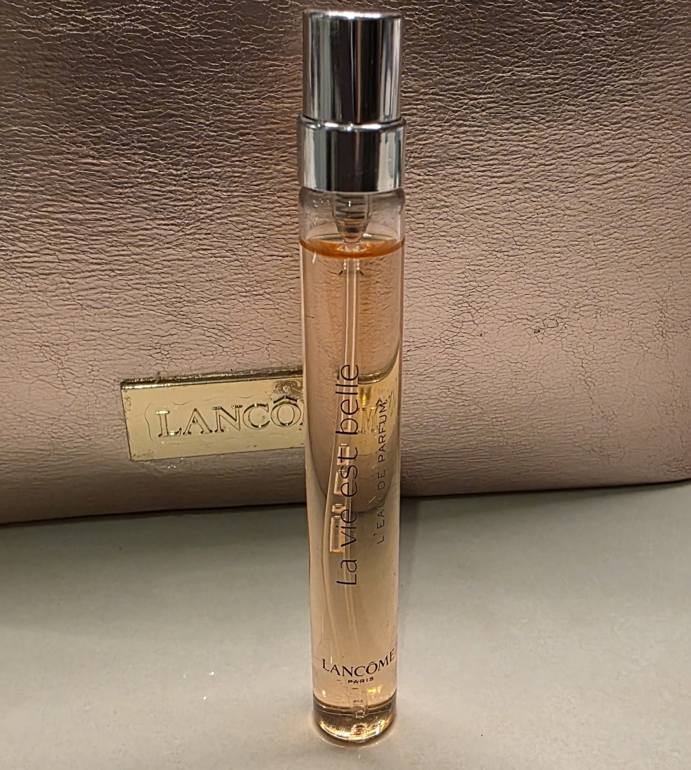 Lancôme La Vie Est Belle Eau de Parfum - Picture 2 of 3